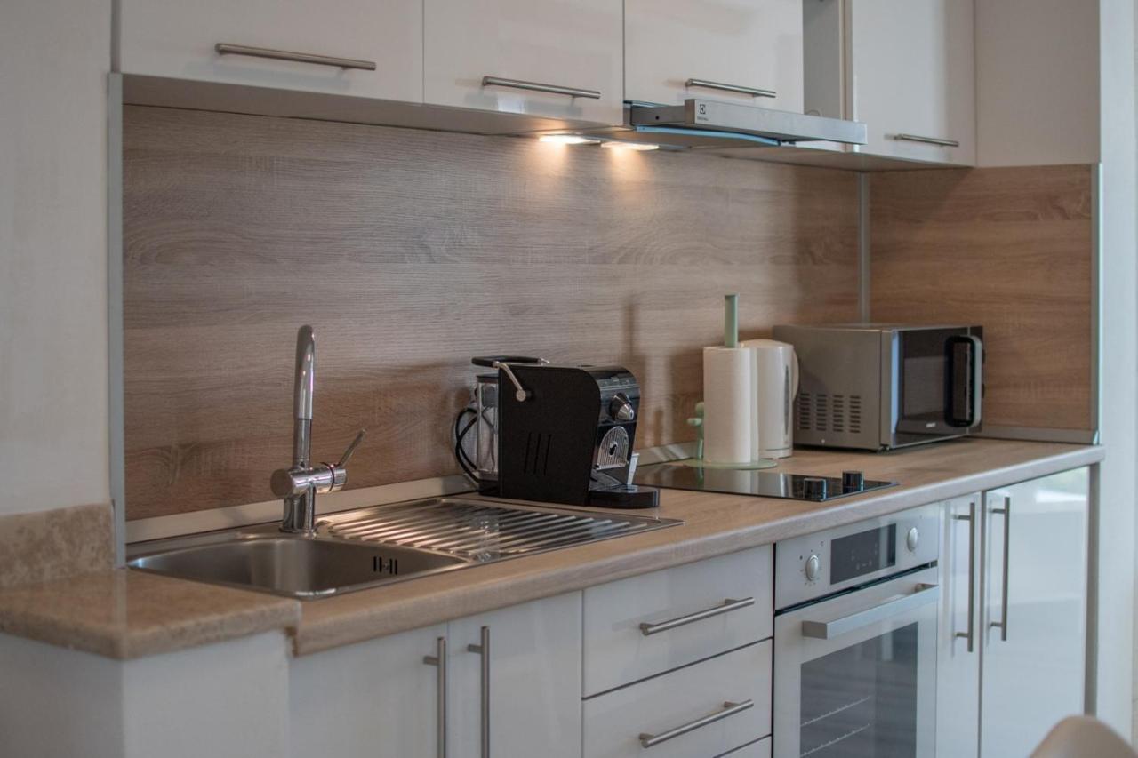 Lavanda House With Apartments بوجي المظهر الخارجي الصورة