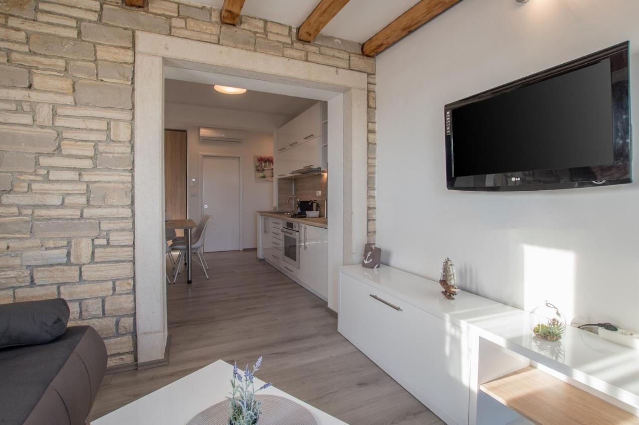 Lavanda House With Apartments بوجي المظهر الخارجي الصورة